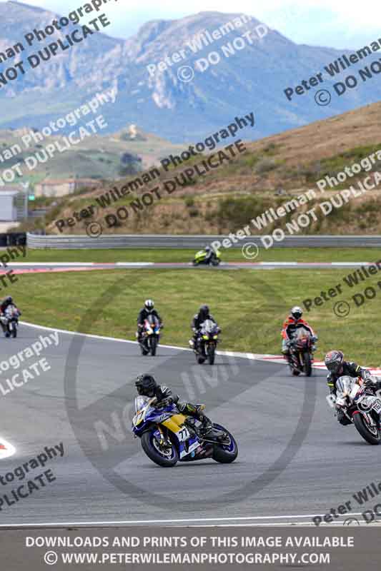 cadwell no limits trackday;cadwell park;cadwell park photographs;cadwell trackday photographs;enduro digital images;event digital images;eventdigitalimages;navarra;no limits trackdays;peter wileman photography;racing digital images;trackday digital images;trackday photos